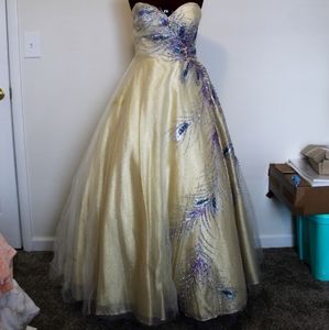 Mac Duggal Dress